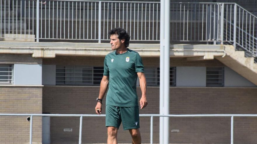 Paco Ortega deja de ser el entrenador del Juvenil División de Honor blanquinegro