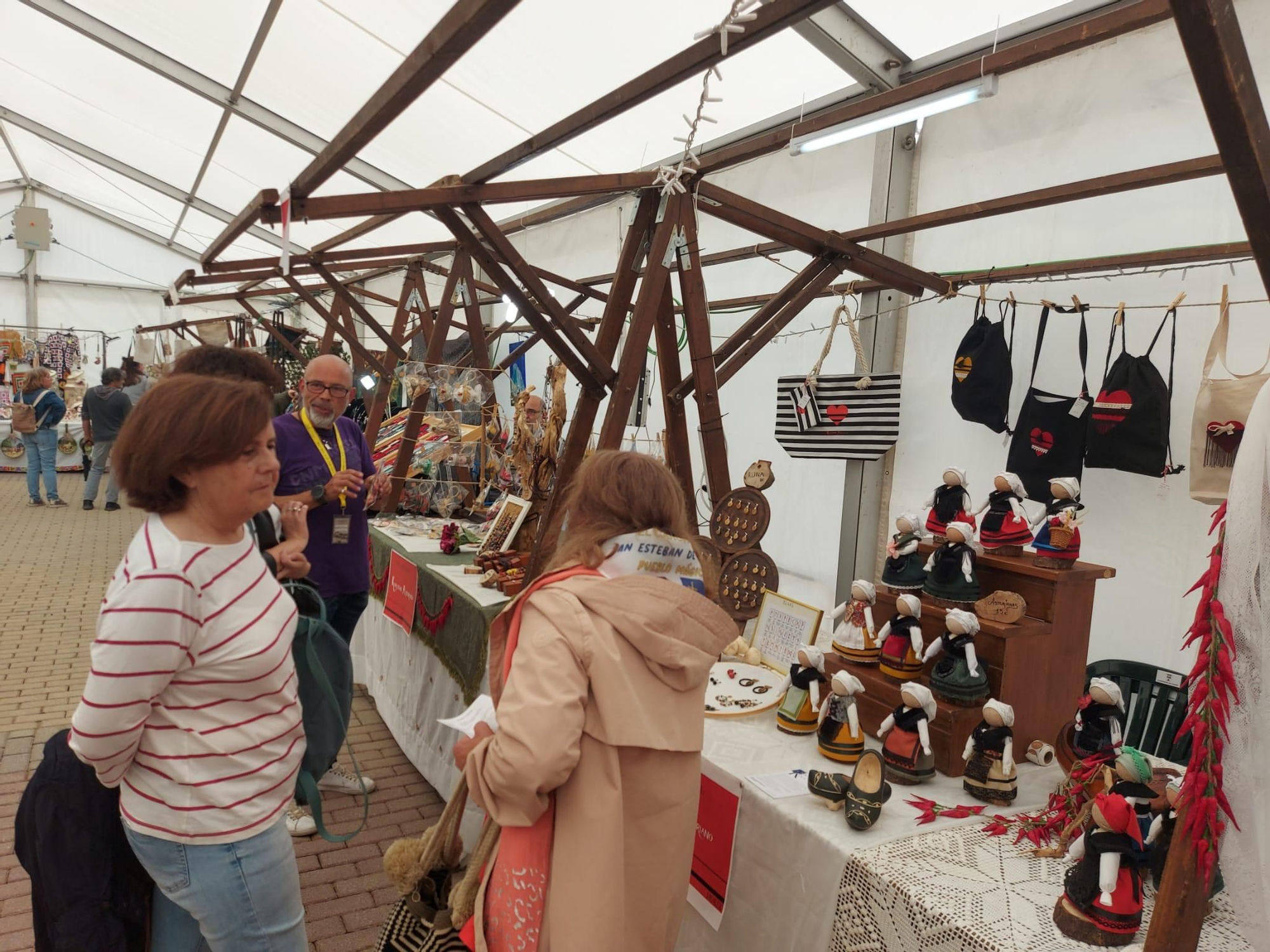 En imágenes: Así fue la primera jornada de la Feria de Muestras de Vegadeo