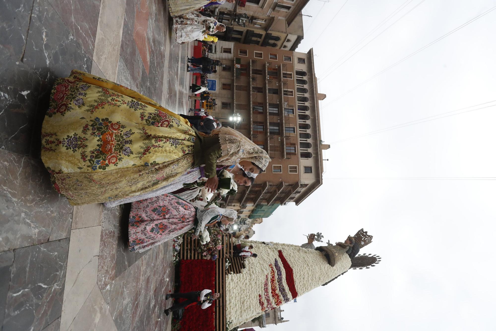 Búscate en el segundo día de ofrenda por la calle de la Paz (entre las 18:00 a las 19:00 horas)