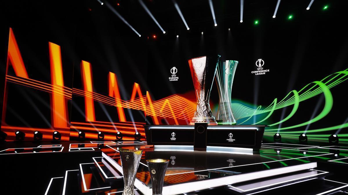 Vista del Foro Grimaldi antes del inicio del sorteo de la Europa y la Conference League