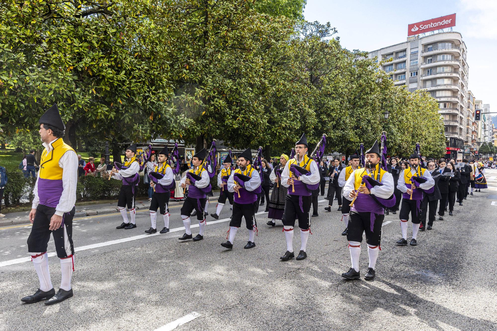 Gran éxito de la feria de La Ascensión en Oviedo