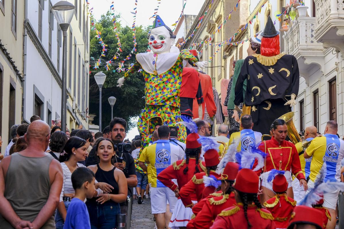 Día principal de las Fiestas de la Virgen de Guía. Batalla de flores