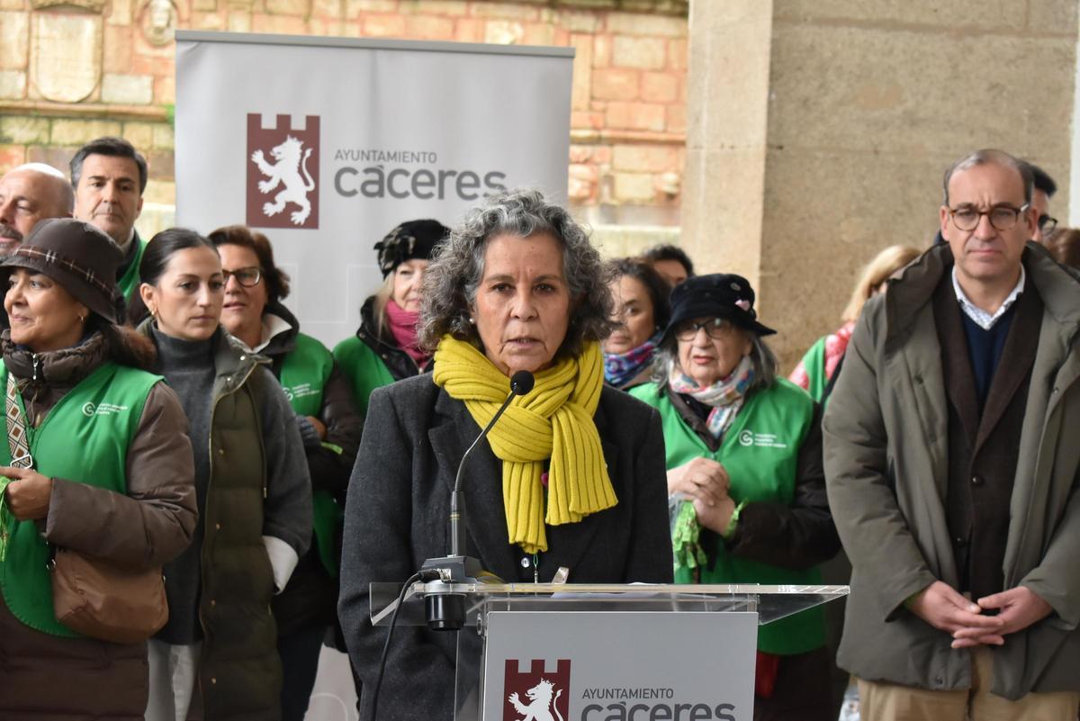 Fotogalería | Cáceres conmemora el Día Mundial contra el Cáncer Fotogalería | Cáceres conmemora el Día Mundial contra el Cáncer