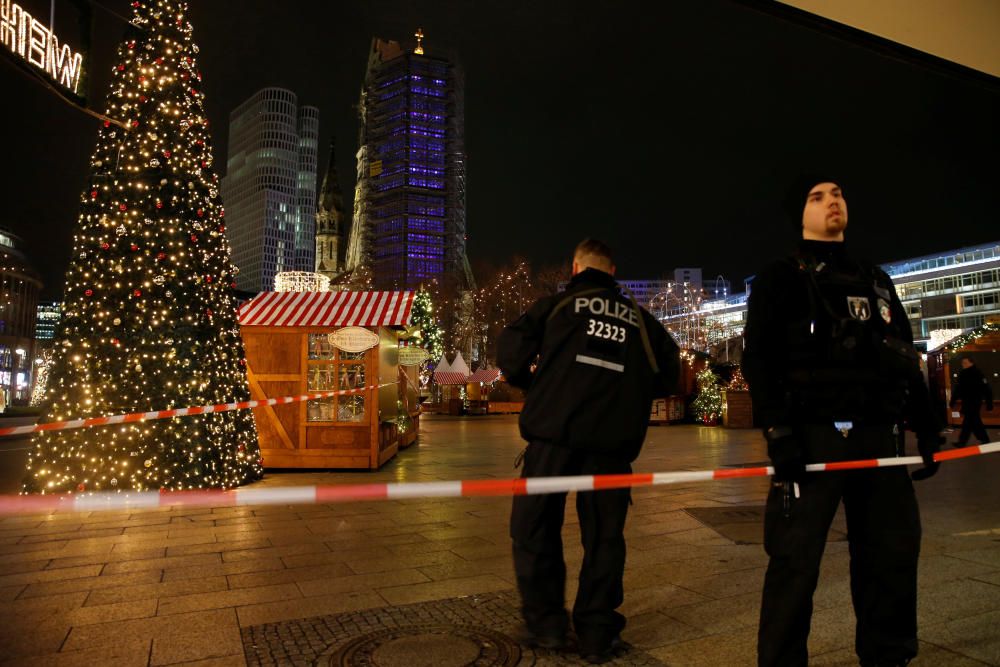 Un camió atropella diverses persones en un mercat