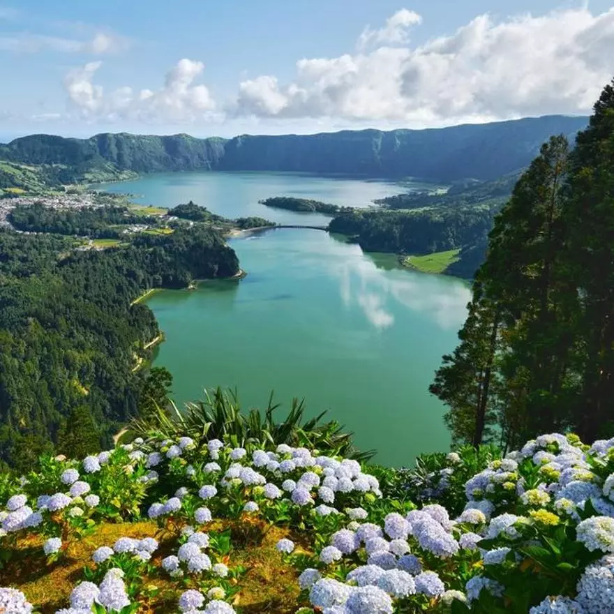 Azores: nueve islas, nueve viajes en uno
