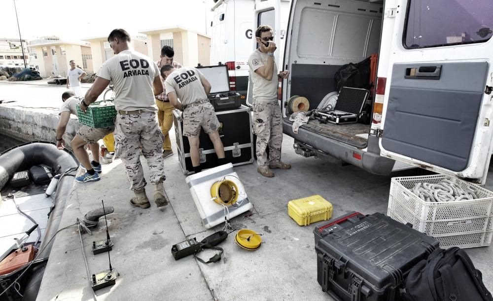 La Armada prepara el material para reflotar la bomba encontrada en aguas de Tabarca