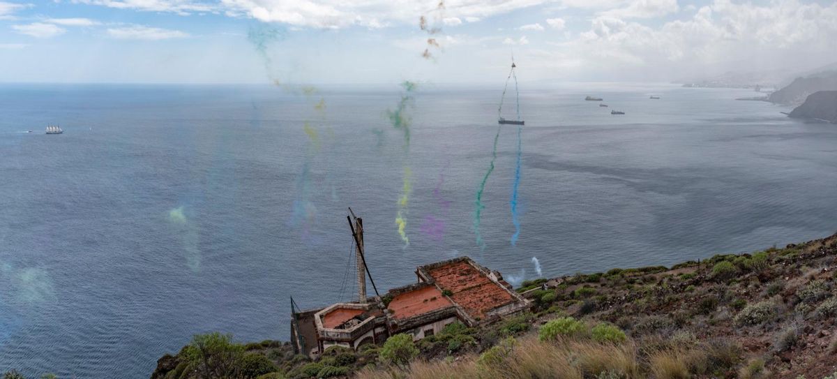 Un momento del acto de bienvenida del Semáforo de Igueste de San Andrés al buque Juan Sebastián Elcano.