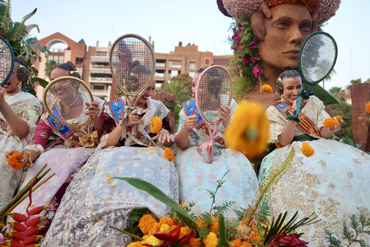 Las mil caras de Carmen Prades, Marta Mercader y las cortes de honor 2026 en la Batalla de Flores