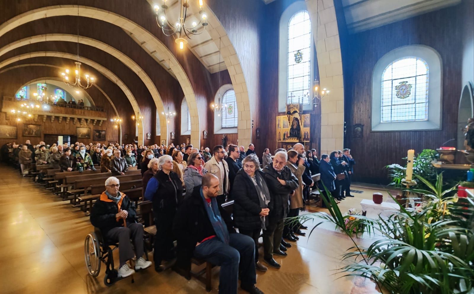 El funeral del exalcalde de Lena Gaudencio Tomillo