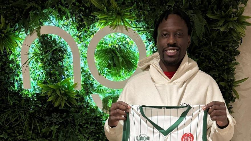 El Coto Córdoba refuerza su línea exterior con el alero Zack Rollins