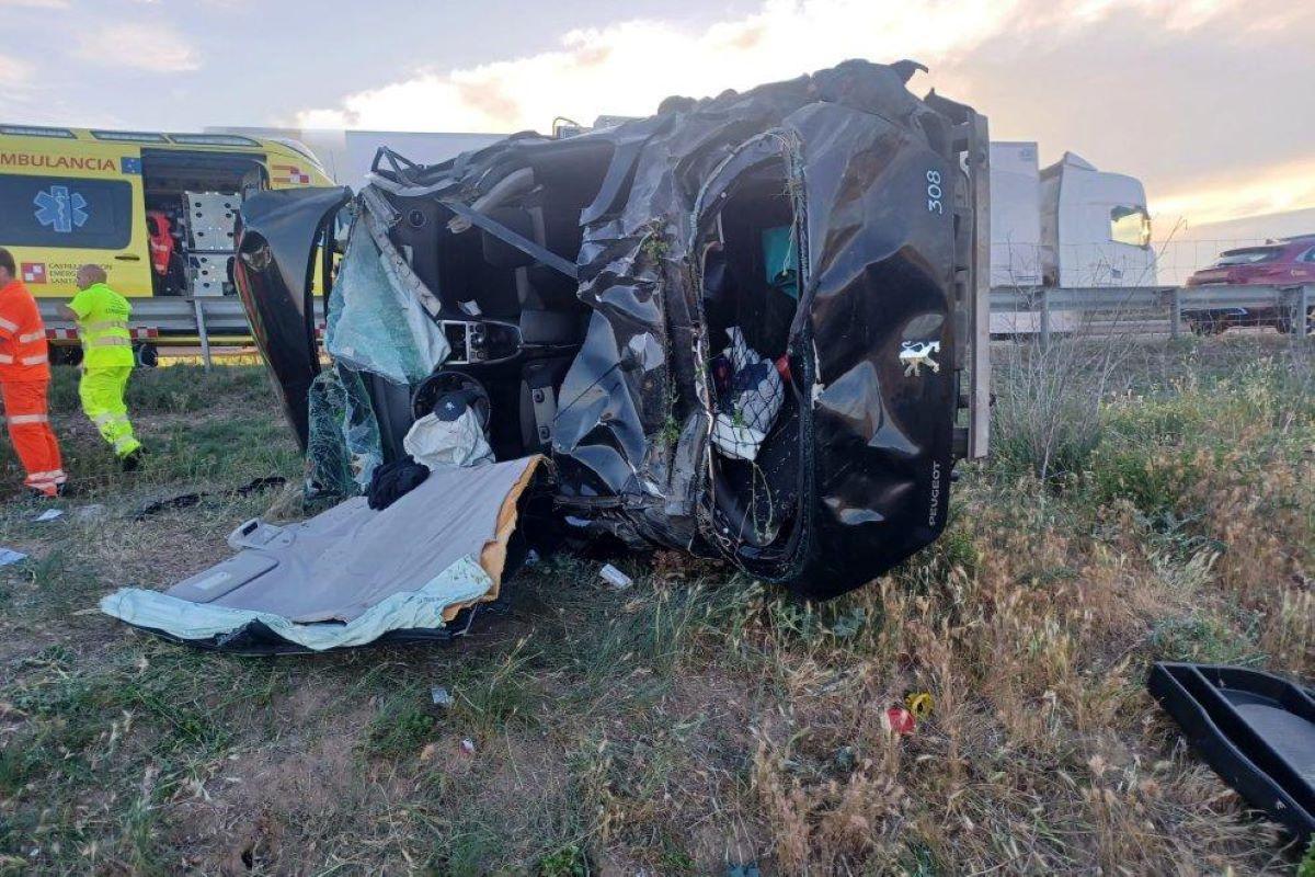 Estado del vehículo tras el siniestro ocurrido ayer a  las 20.05 horas.