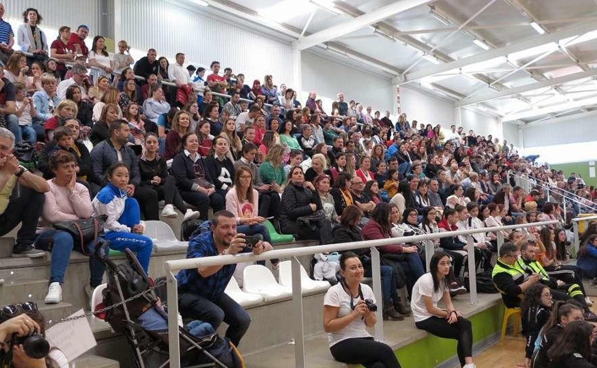La gimnasia rítmica se abre camino en tierra de remos