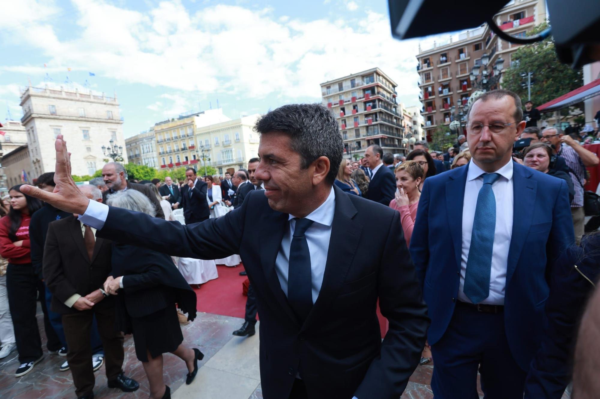 Todas las fotos de la Missa d'Infants en la plaza de la Virgen