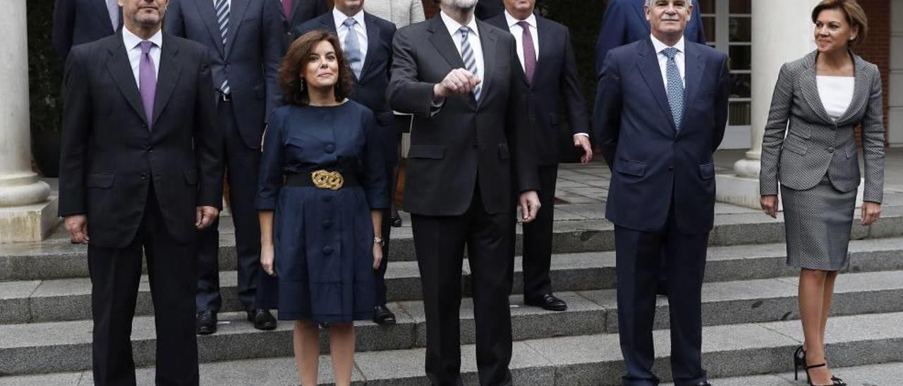 Imagen del último Gobierno de Rajoy, que confirma a José Ramón Bauzá como el político que en más ocasiones no ha sido ministro. Hasta este momento, el ilustre senador no ha ocupado las carteras de Turismo, Defensa y Videojuegos.