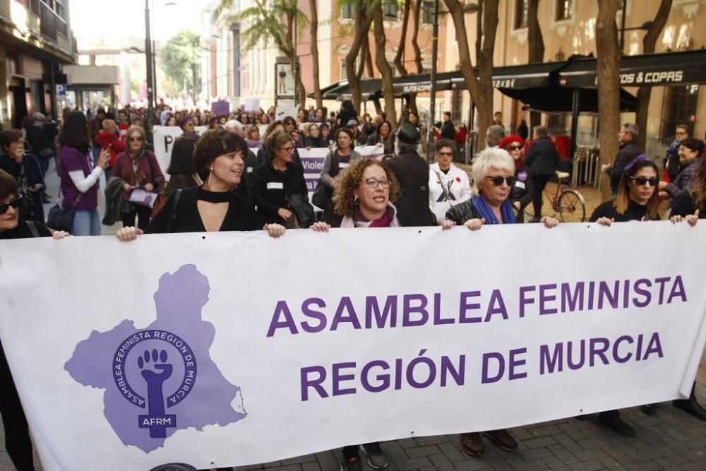 Manifestación en Murcia por el día contra la violencia de género