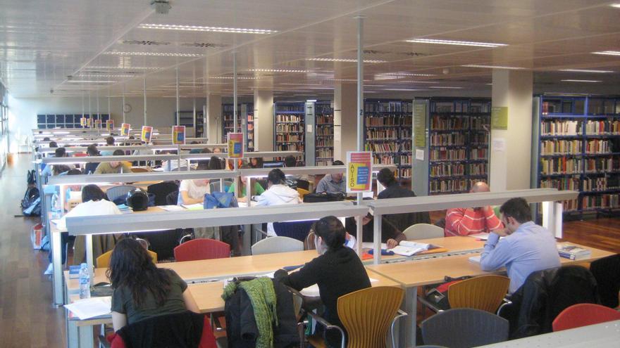 Torrent amplía los horarios de las bibliotecas públicas hasta el 2 de febrero