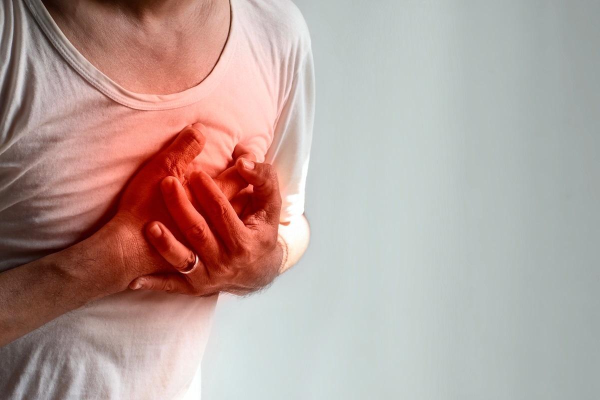 El estrechamiento de las arterias que llegan al corazón puede provocar una cardiopatía isquémica.