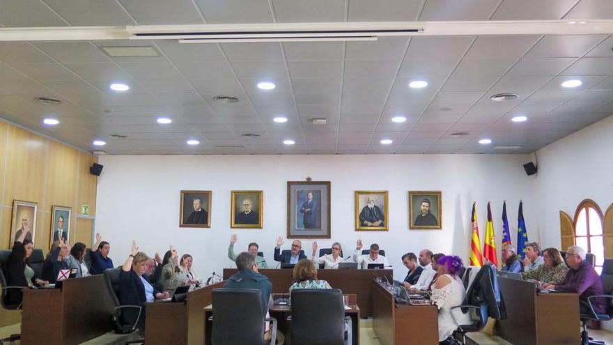 Votación en el pleno del Ayuntamiento de Sant Josep, este jueves. | AJUNTAMENT DE SANT JOSEP