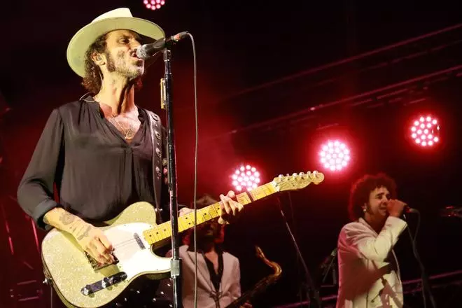 'La llamada' exitosa de Leiva enciende el puerto de Vigo en una noche de lleno absoluto
