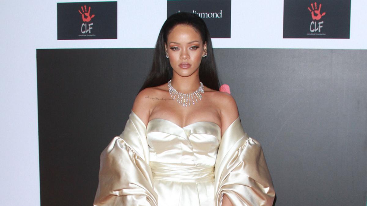 El excesivo look de Rihanna en el Diamond Ball