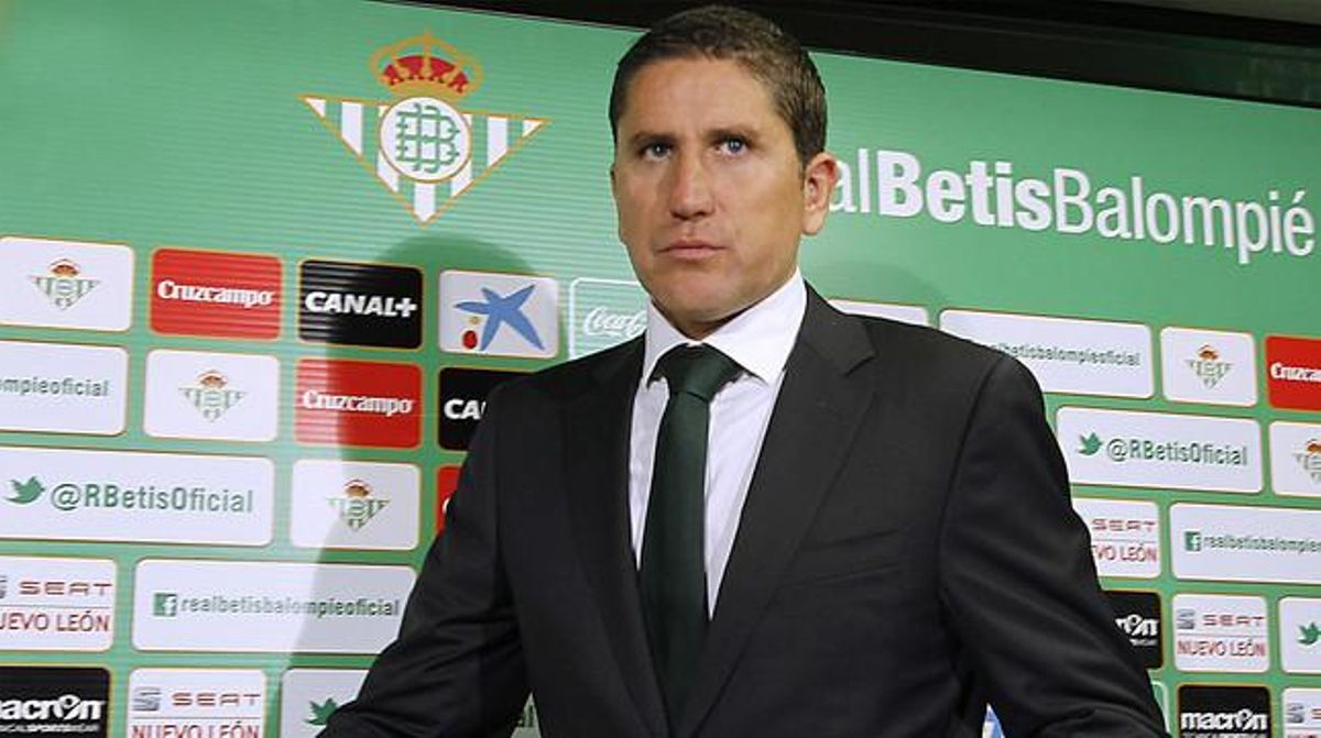 Juan Carlos Garrido, el dia de la seva presentació com a tècnic del Betis, el 3 de desembre.