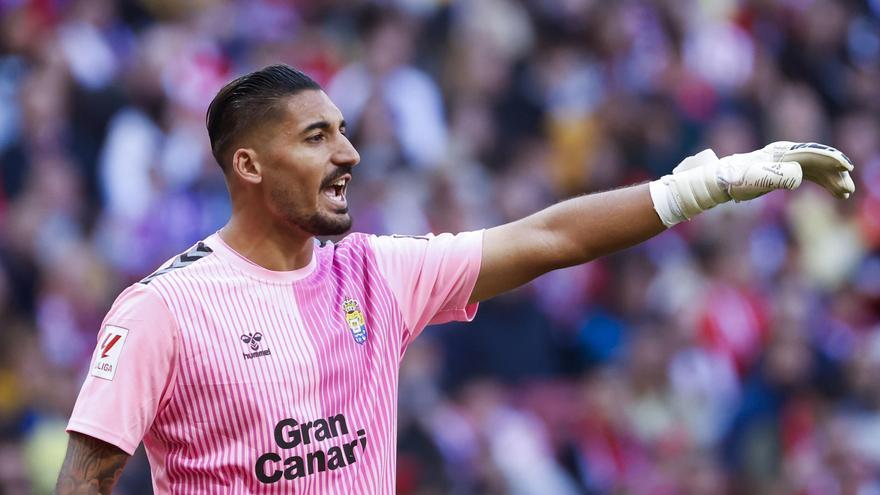 El final del culebrón de los guantes: la UD Las Palmas negocia el despido de Álvaro Valles