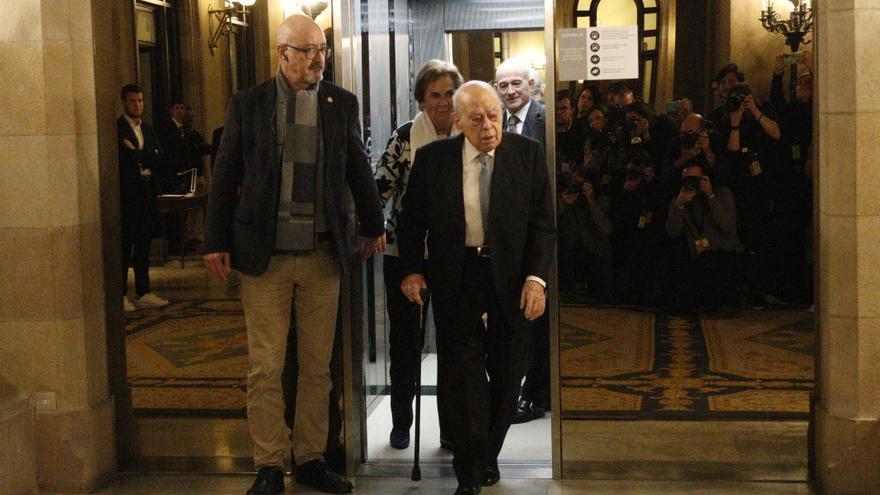 Jordi Pujol torna al Parlament pel 90è aniversari de la institució