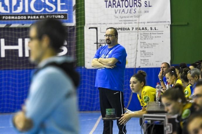 26-02-20 DEPORTES. PABELLON DE LAS REMUDAS. BARRIO DE LAS REMUDAS. TELDE. Partido de balonmano femenino entre el Remudas Rocasa y el Guardés disputado en Pabelloon Antonio Moreno del barrio teldense de Las Remudas.    Fotos: Juan Castro.  | 26/02/2020 | Fotógrafo: Juan Carlos Castro