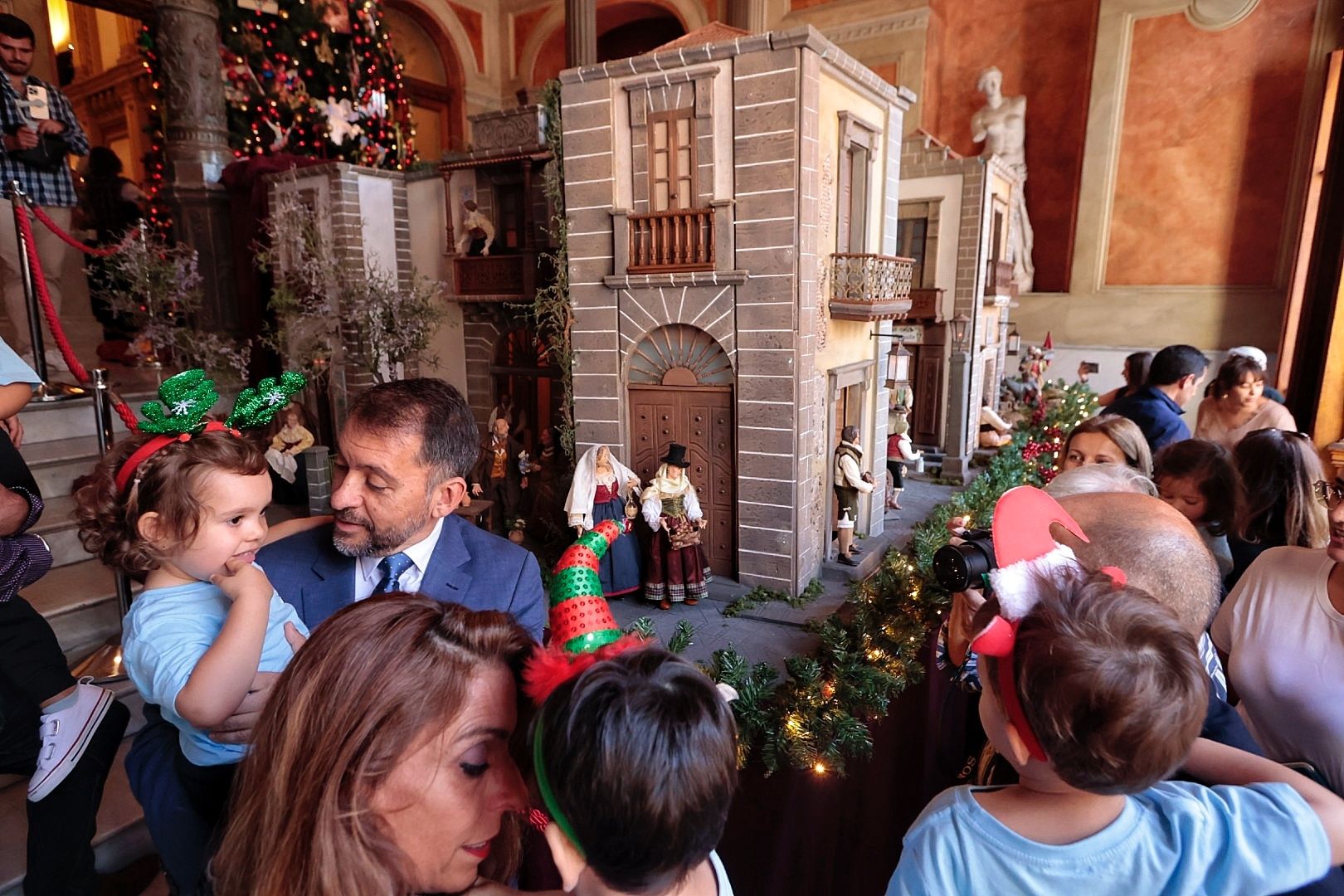 Inauguración del Belén del Ayuntamiento de Santa Cruz