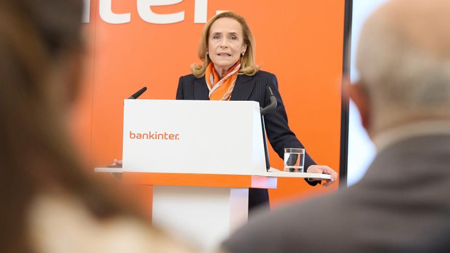 Gloria Ortiz, consejera delegada de Bankinter: &quot;La opa de BBVA sobre Sabadell es una oportunidad para el resto de bancos&quot;