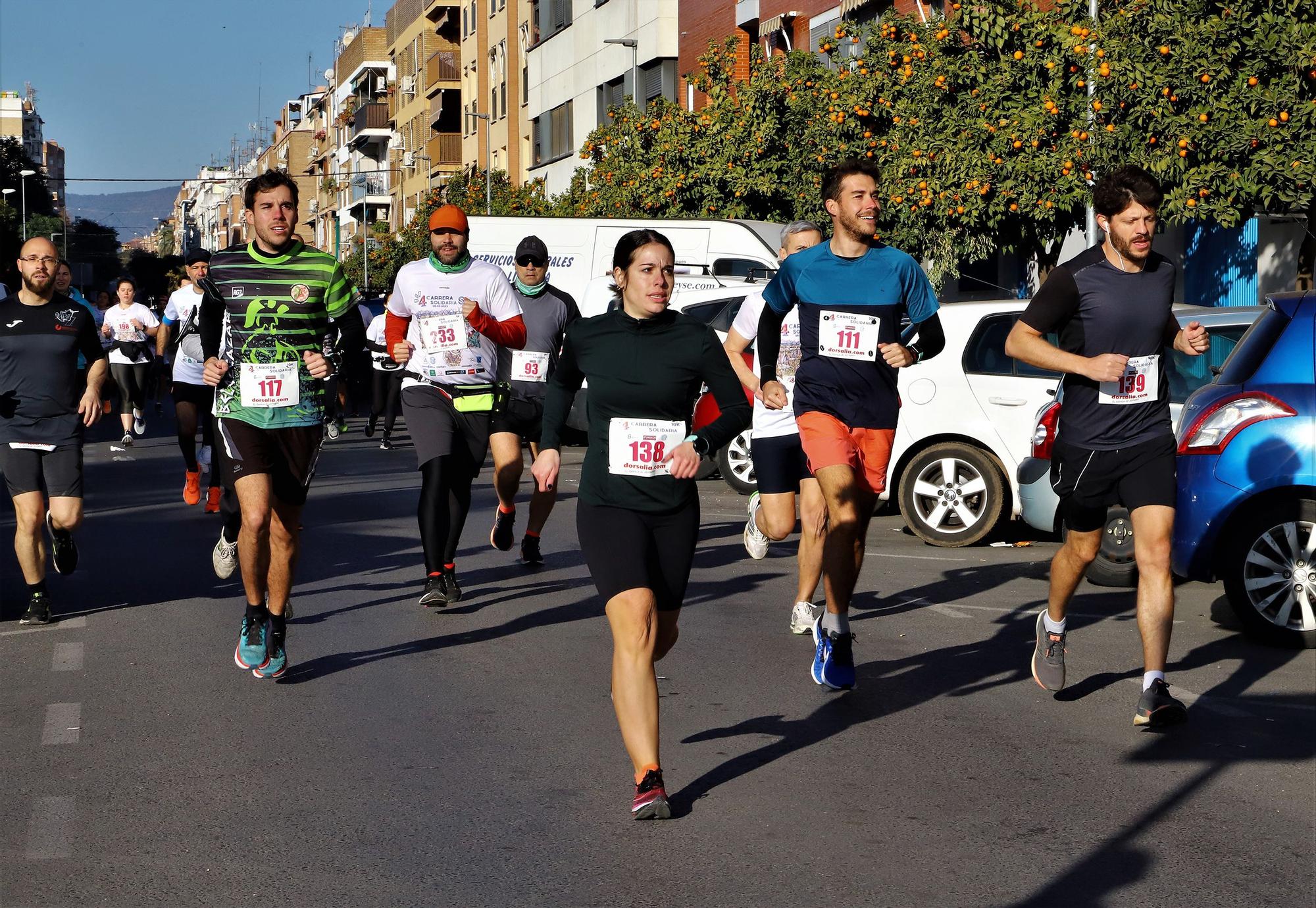 Carrera solidaria a favor del banco de alimentos de la parroquia de Fátima.