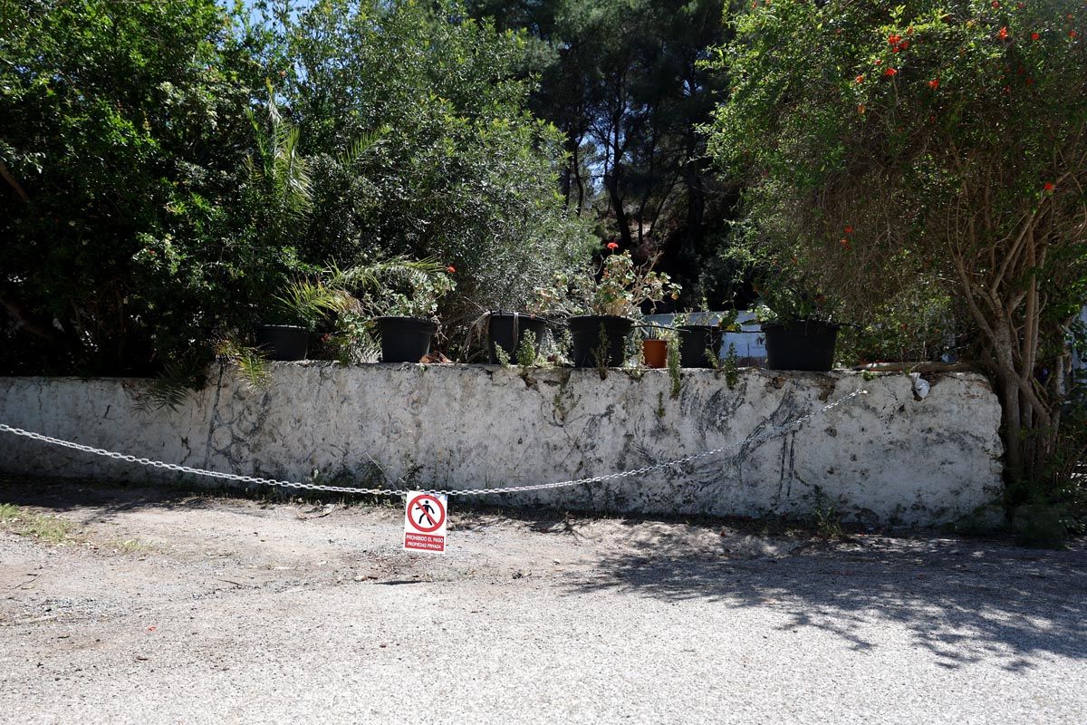 Todas las imágenes del local okupado en Cala Mestella, tras el desalojo