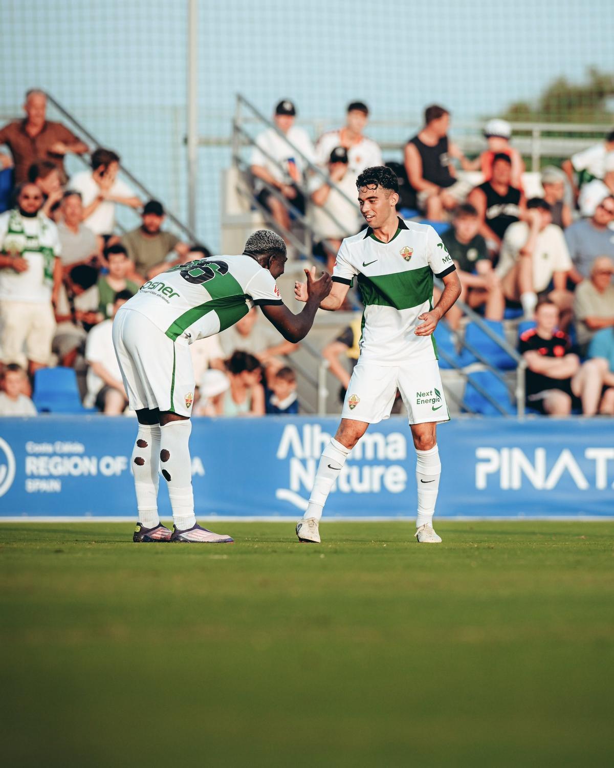 Umaru celebra su segundo gol de esta pretemporada