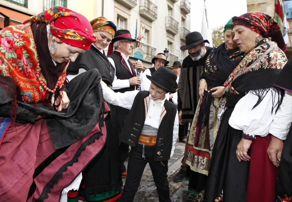 Celebración del Día de León en Gijón