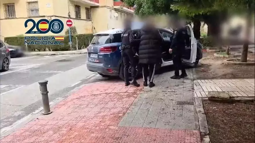Detenida en Alicante una mujer acusada de usar su domicilio como punto de venta de droga