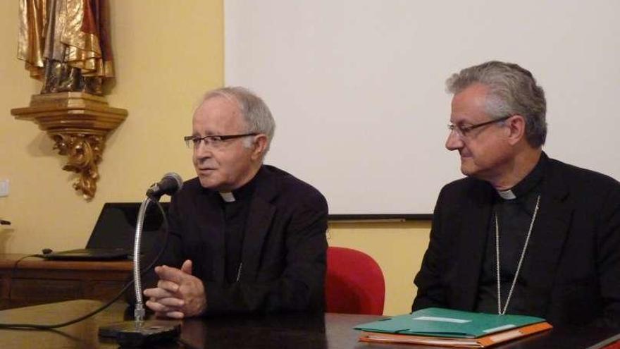 El presidente de la Comisión Episcopal de Seminarios analiza la formación de los curas