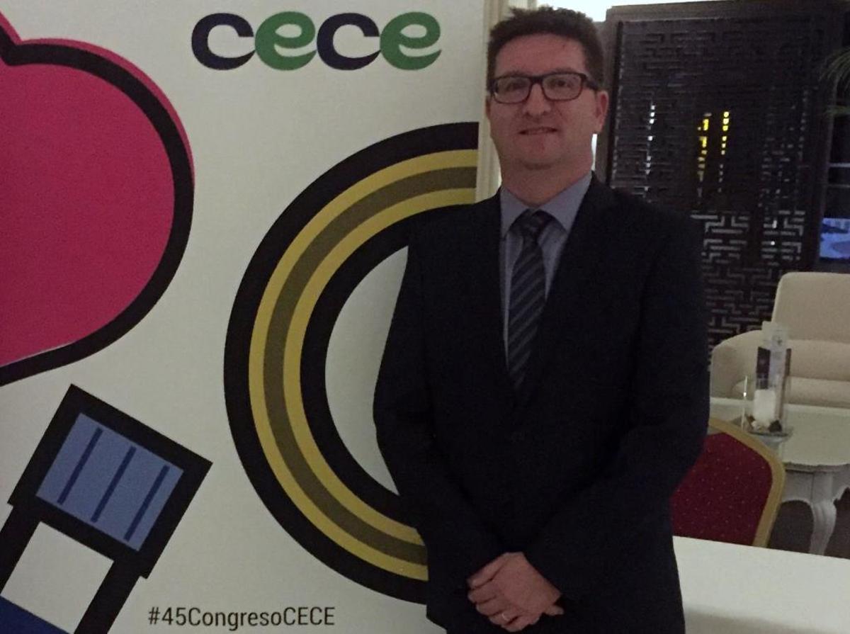 Alberto Villanueva Ahicart.