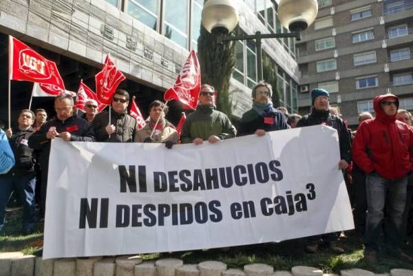 Fotogalería: Segunda jornada de huelga en Caja3