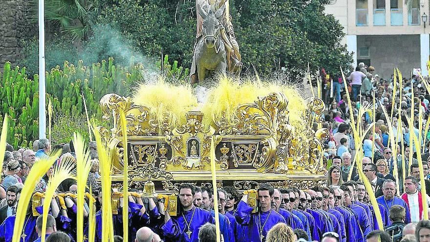 Un instante de la procesión de las palmas de 2017.