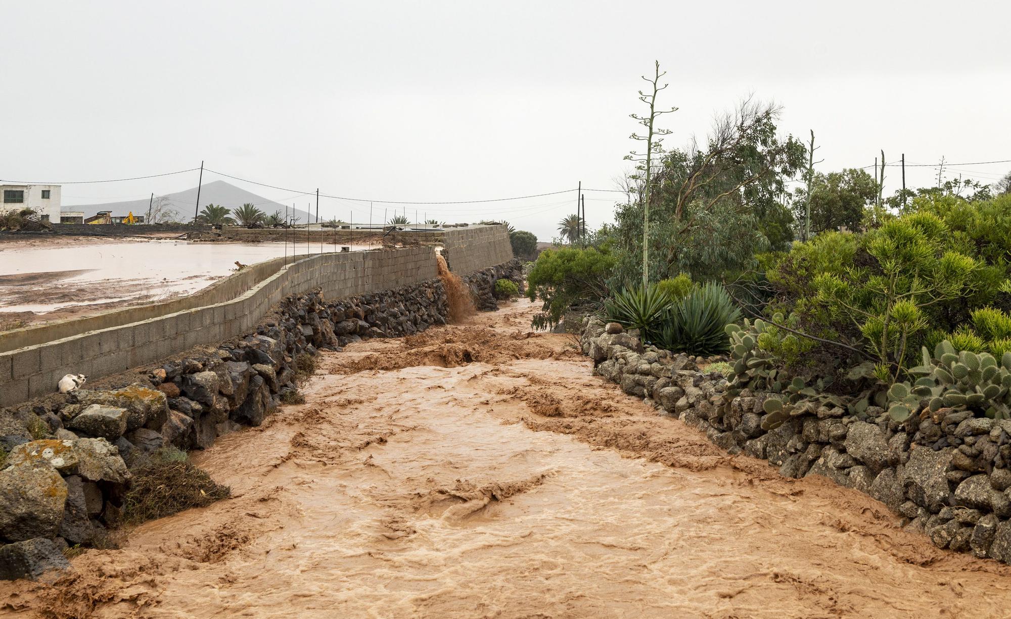 Temporal de lluvias y granizo en Lanzarote.