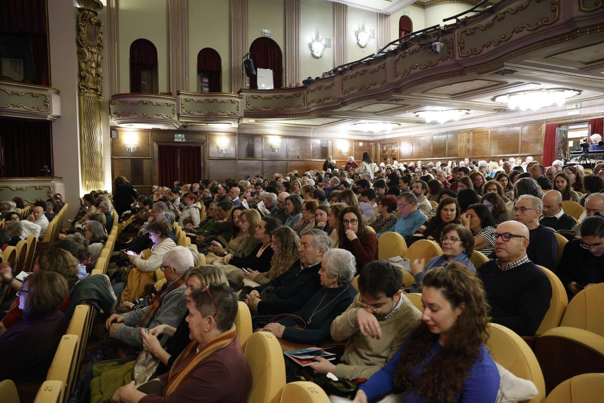 El concierto del Coro Joven de Gijón por su décimo aniversario, en imágenes