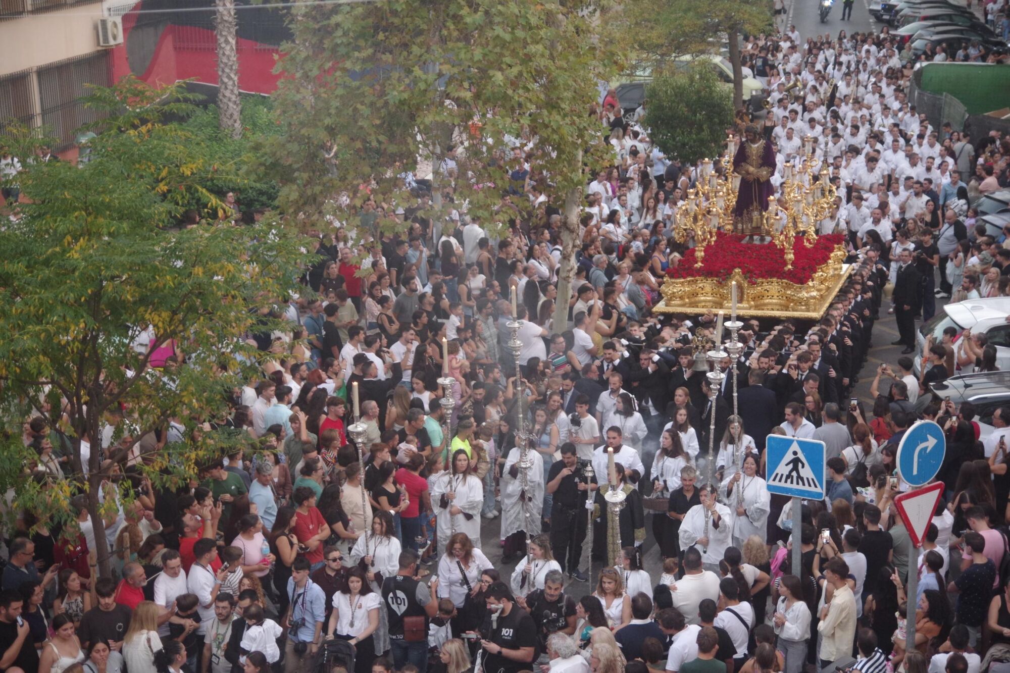 Salida extraordinaria del Señor de la Soledad por el 25 aniversario de su bendición