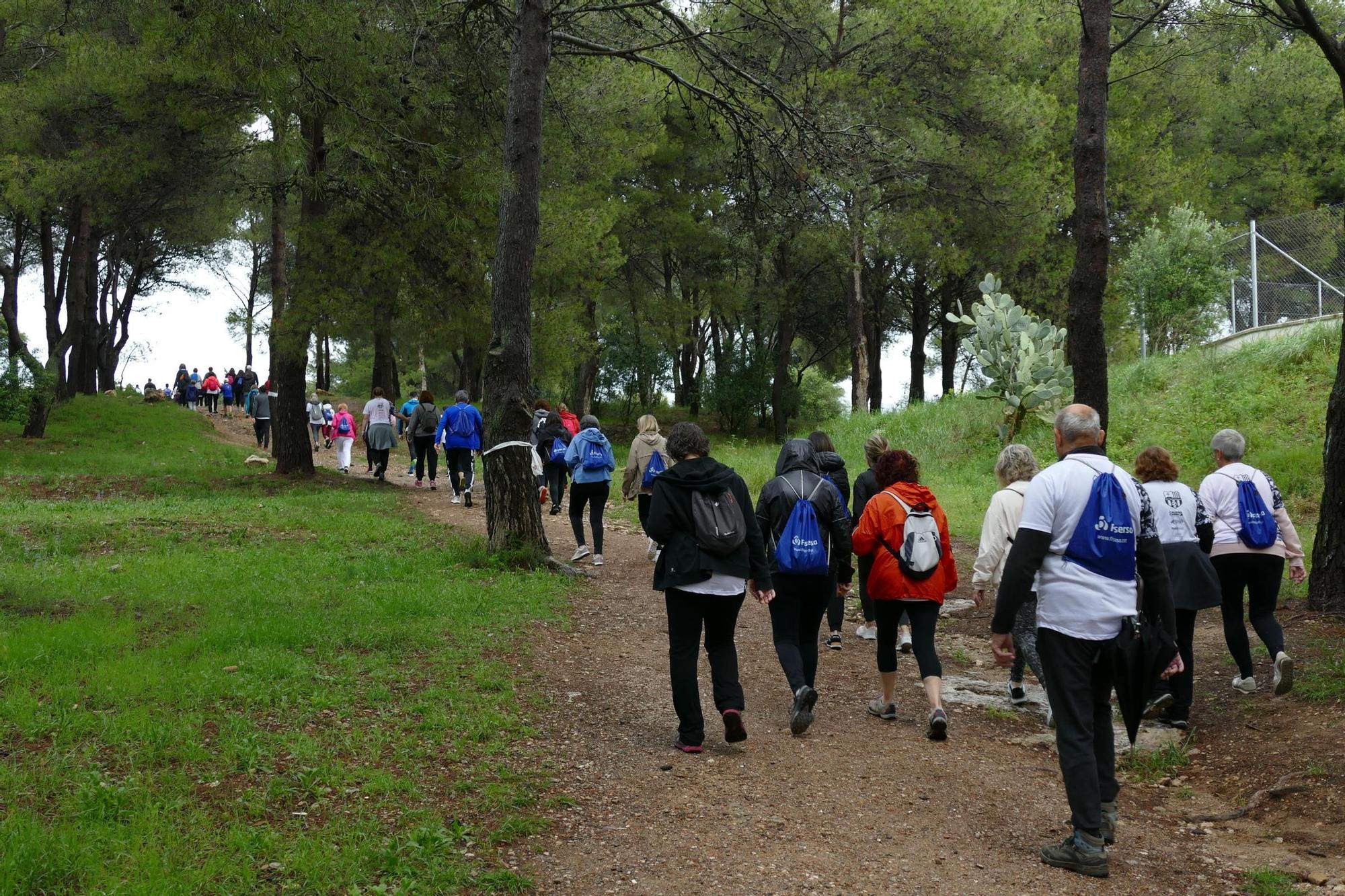 Unes 400 persones participen a la XVII Run Castell de Figueres