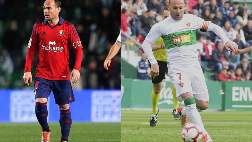 Nino, con las camisetas de Elche y Osasuna.