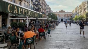 Tarragona tendrá este 2026 una normativa propia que obligará a la rotulación en catalán a los negocios.