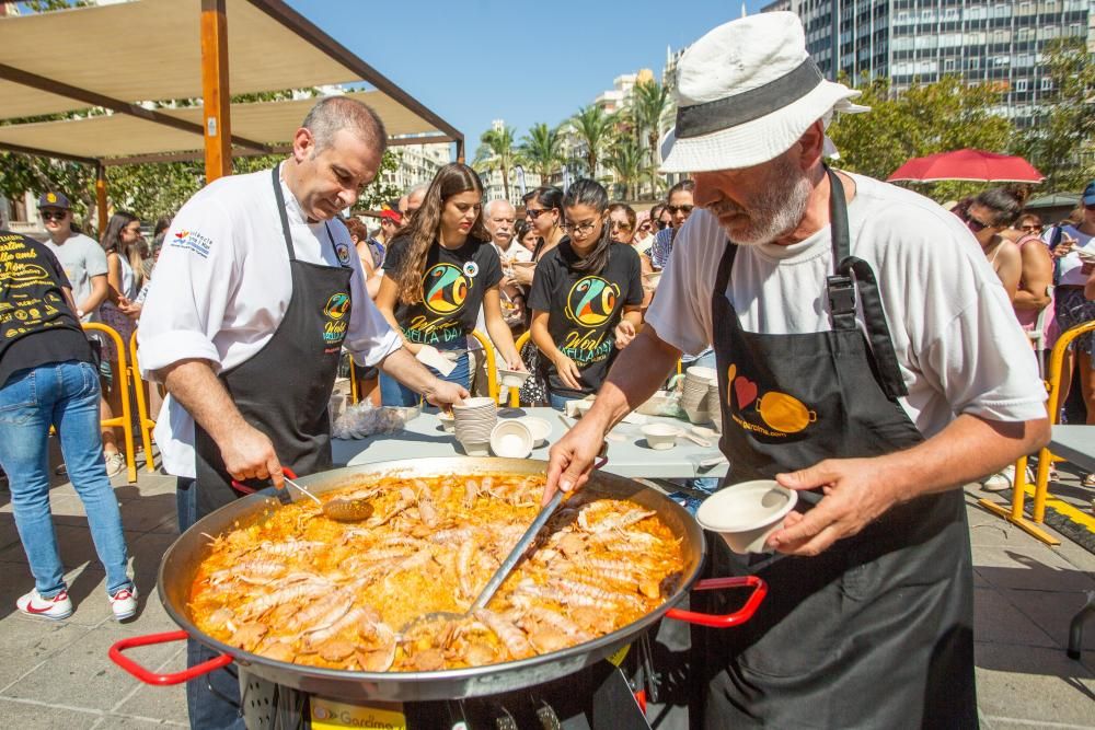 'Paella Day' en la Plaza del Ayuntamiento