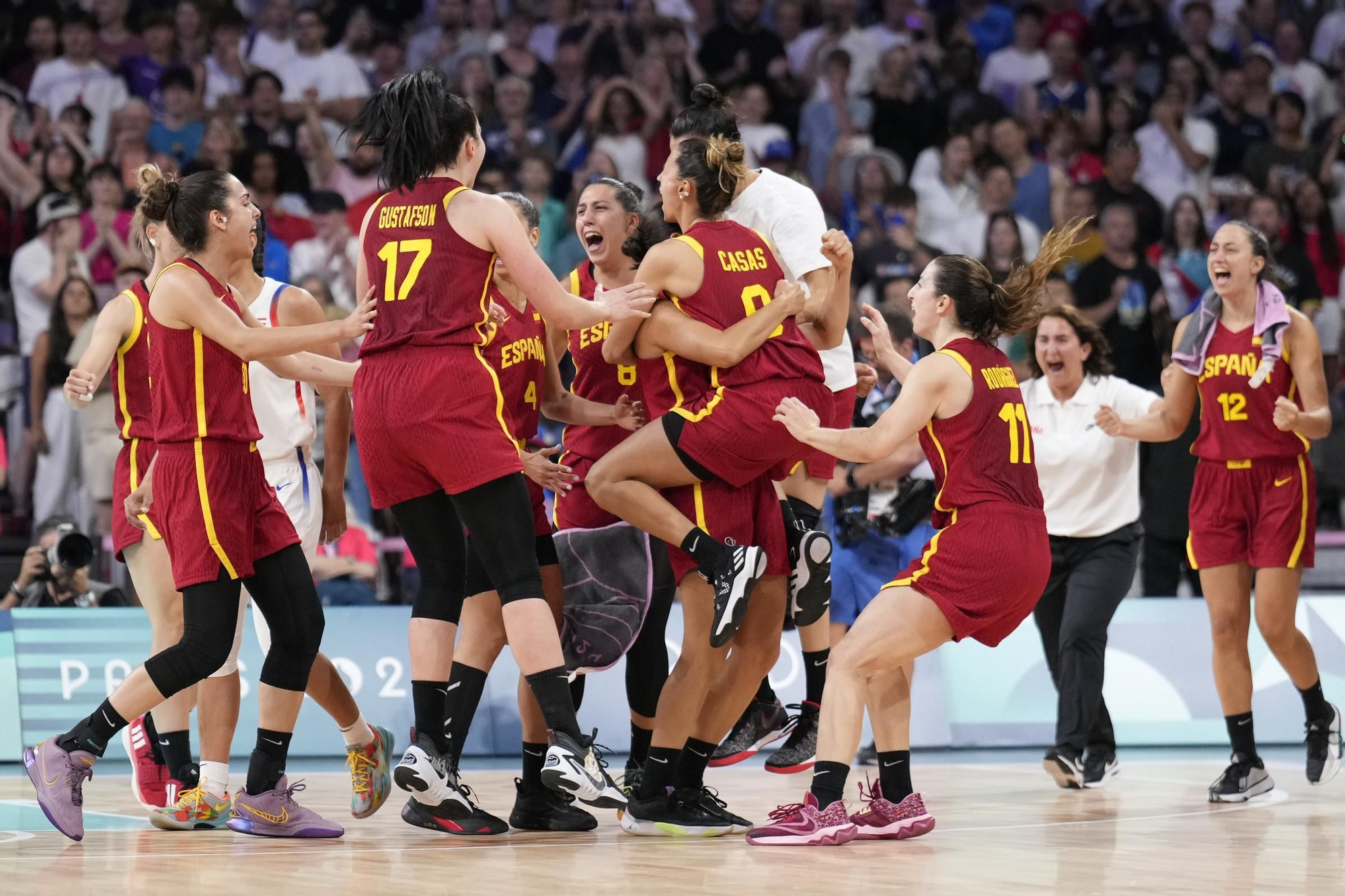 Baloncesto en los Juegos Olímpicos: Puerto Rico - España, en imágenes