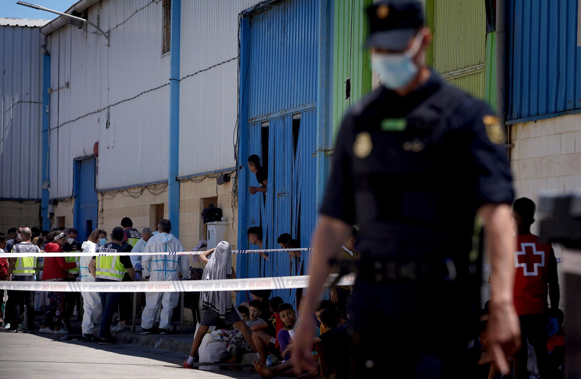 El cierre de la frontera a las entradas masivas alivia la presión en Ceuta