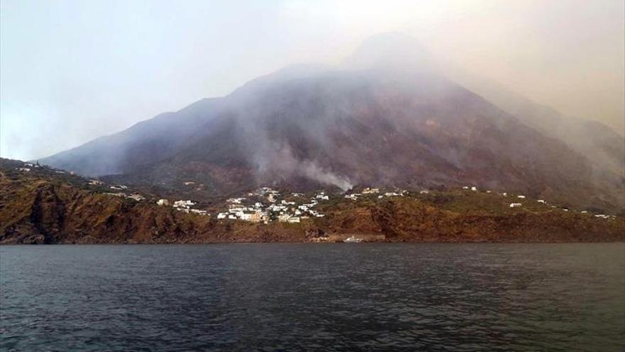 Un muerto en la isla de Estrómboli por la violenta erupción del volcán