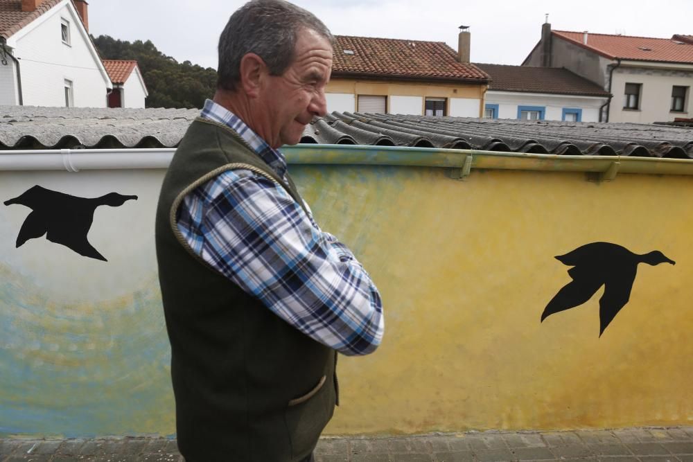 El nuevo mural que decora la fachada marítima de Zeluán.